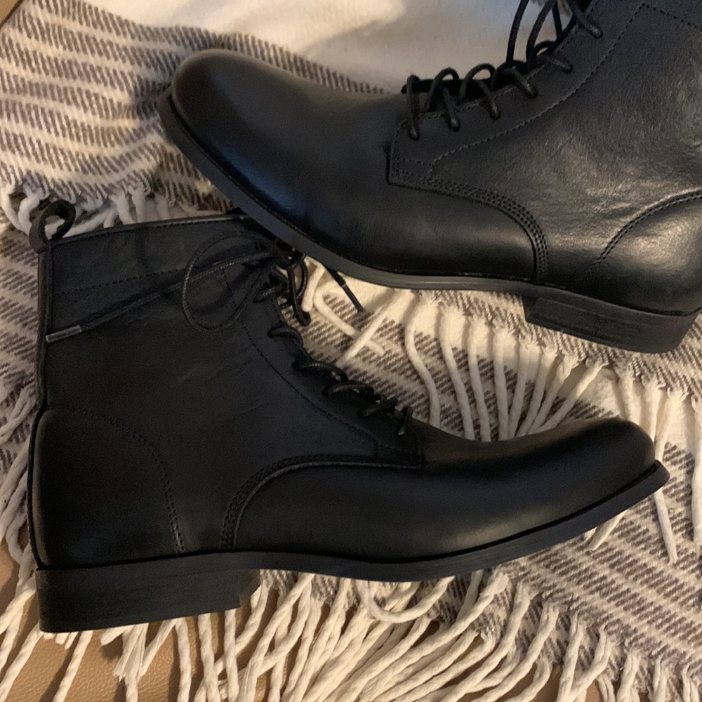 New ALDO Men’s Black Leather Dress Casual Chukka Boots